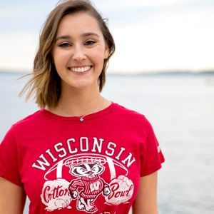 Meet your Posher, Ellen